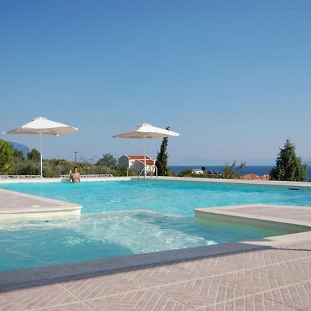 Astrolabe Hotel Khrónia Екстериор снимка