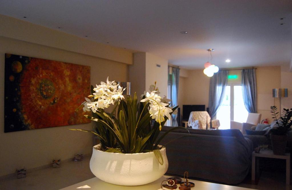 Astrolabe Hotel Khrónia Екстериор снимка