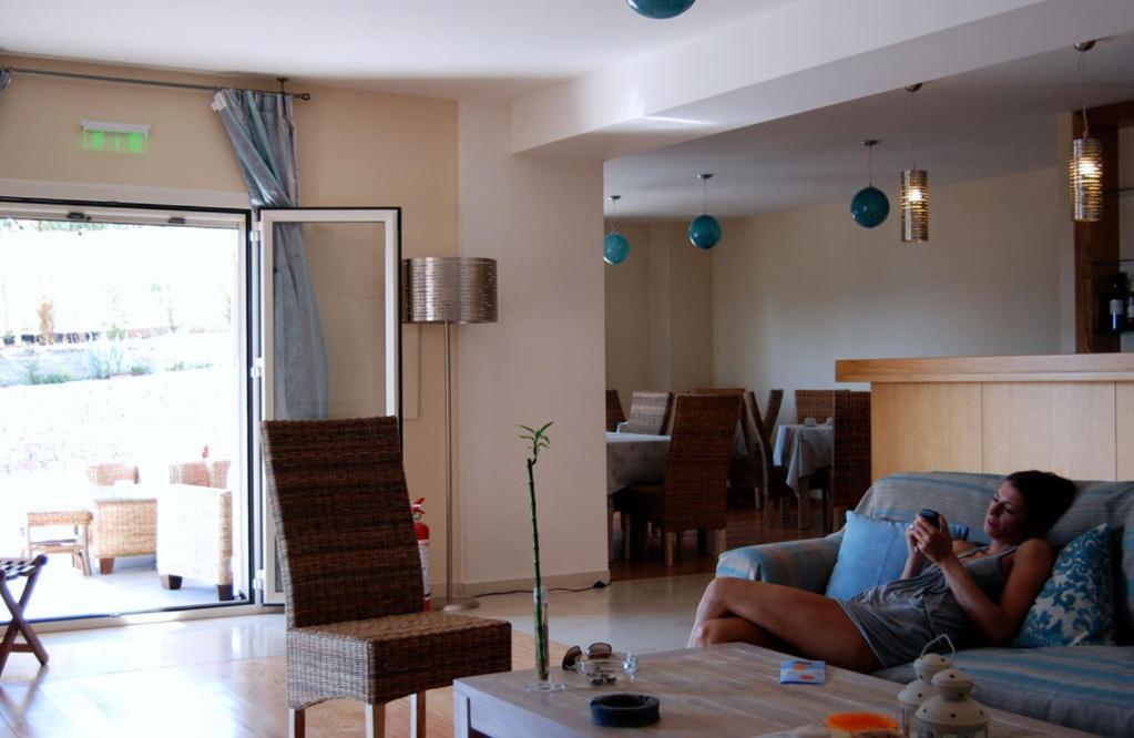 Astrolabe Hotel Khrónia Екстериор снимка